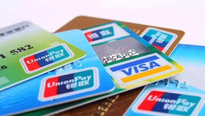 東亞銀行銷戶潮來襲！外貿(mào)企業(yè)應(yīng)如何應(yīng)對